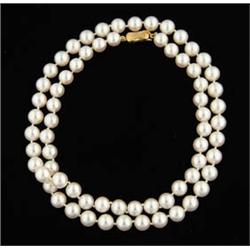 Lot# 306  PEARL NECKLACE.  