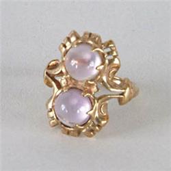 Lot# 332  10K YELLOW GOLD AND GLASS RING.  