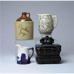 Lot# 499  ASSORTMENT OF POTTERY ITEMS.  