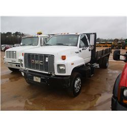 1995 GMC TOPKICK DUMP, VIN/SN:1GDG6H1JXSJ524428 - S/A, CAT DIESEL ENGINE, 5 SPD TRANS, 15' FLATBED B
