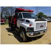 Image 2 : 2003 GMC C7500 DUMP, VIN/SN:1GDM7E1373F520857 - S/A, DURAMAX DIESEL ENGINE, 6 SPEED TRANS, GVWR 33,0