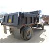 Image 3 : 1999 GMC C8500 DUMP, VIN/SN:1GDP7H1C5XJ512936 - S/A, CAT 3126 ENGINE, A/T, 35,000# GVWR, 10' WARREN