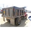 Image 3 : 1997 INTERNATIONAL 4700 DUMP, VIN/SN:1HTSCAAN4VH491491 - S/A, INTERNATIONAL DIESEL ENGINE, 6 SPEED T