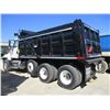 Image 4 : 2016 FREIGHTLINER 114SD DUMP TRUCK, VIN/SN:1FVMG3DV8GHHK8009 - TRI-AXLE, 500 HP DETROIT DD13 ENGINE,