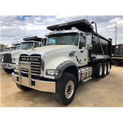 2017 MACK GU713 DUMP, VIN/SN:1M2AX07C2HM036496 - TRI-AXLE, 455 HP MACK MP8 ENGINE, ALLISON 4500 RDS