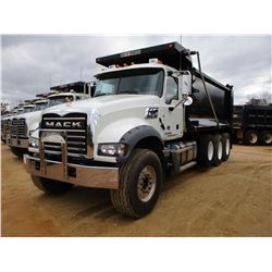 2018 MACK GU713 DUMP, VIN/SN:1M2AX07C5JM037101 - TRI-AXLE, 455 HP MACK MP8 ENGINE, MACK T310M 10 SPE
