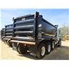 Image 3 : 2017 MACK GU713 DUMP, VIN/SN:1M2AX07C5HM061442 - TRI-AXLE, 455 HP MACK MP8 ENGINE, ALLISON 4500 RDS