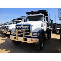 2017 MACK GU713 DUMP, VIN/SN:1M2AX07C6HM036503 - TRI-AXLE, 455 HP MACK MP8 ENGINE, ALLISON 4500 RDS