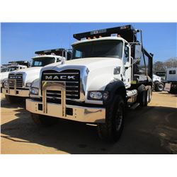 2017 MACK GU713 DUMP, VIN/SN:1M2AX07C0HM034682 - TRI-AXLE, 455 HP MACK MP8 ENGINE, MACK T310M 10 SPE