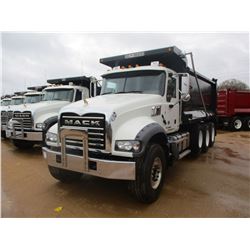 2018 MACK GU713 DUMP, VIN/SN:1M2AX07C0JM037104 - TRI-AXLE, 455 HP MACK MP8 ENGINE, MACK T310M 10 SPE