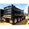 Image 4 : 2017 MACK GU713 DUMP, VIN/SN:1M2AX07CXHM061422 - TRI-AXLE, 455 HP MACK MP8 ENGINE, ALLISON 4500 RDS