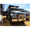Image 2 : 2017 MACK GU713 DUMP, VIN/SN:1M2AX07C4HM061416 - TRI-AXLE, 455 HP MACK MP8 ENGINE, ALLISON 4500 RDS