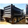 Image 4 : 2017 MACK GU713 DUMP, VIN/SN:1M2AX07C8HM061418 - TRI-AXLE, 455 HP MACK MP8 ENGINE, ALLISON 4500 RDS