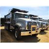 Image 2 : 2017 MACK GU713 DUMP, VIN/SN:1M2AX07C6HN061420 - TRI-AXLE, 455 HP MACK MP8 ENGINE, ALLISON 4500 RDS