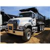 Image 1 : 2017 MACK GU713 DUMP, VIN/SN:1M2AX07C1HM036568 - TRI-AXLE, 455 HP MACK MP8 ENGINE, ALLISON 4500 RDS