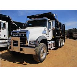 2017 MACK GU713 DUMP, VIN/SN:1M2AY07C9HM061413 - TRI-AXLE, 455 HP MACK MP8 ENGINE, ALLISON 4500 RDS