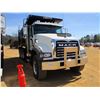 Image 2 : 2017 MACK GU713 DUMP, VIN/SN:1M2AY07C9HM061413 - TRI-AXLE, 455 HP MACK MP8 ENGINE, ALLISON 4500 RDS
