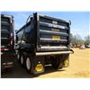 Image 4 : 2017 MACK GU713 DUMP, VIN/SN:1M2AX07C0HM061414 - TRI-AXLE, 455 HP MACK MP8 ENGINE, ALLISON 4500 RDS