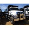 Image 2 : 2018 MACK GU713 DUMP, VIN/SN:1M2AX07C9JM037103 - TRI-AXLE, 455 HP MACK MP8 ENGINE, MACK T310M 10 SPE