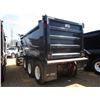 Image 4 : 2017 MACK GU713 DUMP, VIN/SN:1M2AX07C8HM036504 - TRI-AXLE, 455 HP MACK MP8 ENGINE, ALLISON 4500 RDS