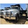 Image 1 : 2018 MACK GU713 DUMP, VIN/SN:1M2AX07C8JM037111 - TRI-AXLE, 455 HP MACK MP8 ENGINE, MACK T310M 10 SPE