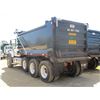 Image 4 : 2017 MACK GU713 DUMP, VIN/SN:1M2AX07CXHM061436 - TRI-AXLE, 455 HP MACK MP8 ENGINE, ALLISON 4500 RDS