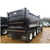 Image 3 : 2017 MACK GU713 DUMP, VIN/SN:1M2AX07C7HM036509 - TRI-AXLE, 455 HP MACK MP8 ENGINE, ALLISON 4500 RDS