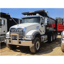 2017 MACK GU713 DUMP, VIN/SN:1M2AX07C2HM036501 - TRI-AXLE, 455 HP MACK MP8 ENGINE, ALLISON 4500 RDS