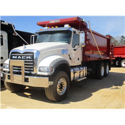 2017 MACK GU713 DUMP, VIN/SN:1M2AX07C5HM036492 - T/A, 455 HP MACK MP8 ENGINE, ALLISON 4500 RDS A/T,