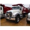 Image 1 : 2017 MACK GU713 DUMP, VIN/SN:1M2AX07C0HM036495 - T/A, 455 HP MACK MP8 ENGINE, ALLISON 4500 RDS A/T,