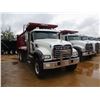 Image 2 : 2017 MACK GU713 DUMP, VIN/SN:1M2AX07C3HM036491 - T/A, 455 HP MACK MP8 ENGINE, ALLISON 4500 RDS A/T,