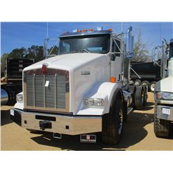 2018 KENWORTH T800 CAB & CHASSIS, VIN/SN:1NKDL40X8JJ205444 - T/A, 500 HP CUMMINS X15 ENGINE, ALLISON