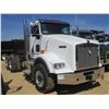 Image 2 : 2018 KENWORTH T800 CAB & CHASSIS, VIN/SN:1NKDL40X8JJ205444 - T/A, 500 HP CUMMINS X15 ENGINE, ALLISON