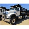 Image 1 : 2015 MACK GU713 DUMP, VIN/SN:1M2AX09C0FM021263 - TRI-AXLE, 425 HP MACK MP8 ENGINE, ALLISON A/T, 44K