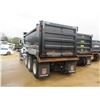 Image 4 : 2015 MACK GU713 DUMP, VIN/SN:1M2AX09C9FM021259 - TRI-AXLE, 425 HP MACK MP8 ENGINE, ALLISON A/T, 44K
