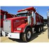 Image 1 : 2014 KENWORTH T800 DUMP, VIN/SN:1NKDGGGG10J385506 - GLIDER KIT, TRI-AXLE, 420 HP CAT C12 ENGINE, 8LL