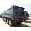 Image 4 : 2009 MACK GU713 DUMP, VIN/SN:1M2AX09C09M007237 - MACK MP8-425M DIESEL ENGINE, MACK T310M 10 SPEED TR