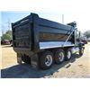 Image 3 : 2009 INTERNATIONAL 5900i DUMP, VIN/SN:1HTXRAPRX9J126679 - TRI-AXLE, CUMMINS DIESEL ENGINE, 8LL TRANS