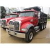 Image 1 : 2008 MACK GU713 DUMP, VIN/SN:1M2AX09C98M003802 - TRI-AXLE, MACK MP8425M DIESEL ENGINE, T310 10 SPEED