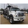 Image 2 : 2007 INTERNATIONAL 7600 DUMP, VIN/SN:1HTWYAHT27J390582 - QUAD AXLE, CUMMINS ISM ENGINE, ALLISON A/T,
