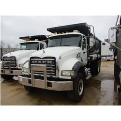 2007 MACK CTP713 DUMP, VIN/SN:1M2AT04C47M004762 - T/A, MACK MP7-405M ENGINE, MACK T310M 10 SPEED TRA
