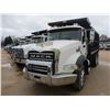 Image 1 : 2007 MACK CTP 713 DUMP, VIN/SN:1M2AT13C57M003420 - T/A, 405HP MACK MP7-405 DIESEL ENGINE, 10 SPD TRA
