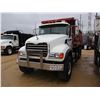 Image 1 : 2005 MACK CV713 DUMP, VIN/SN:1M2AG11C76M029474 - TRI-AXLE, MACK DIESEL ENGINE, MACK T310M 10 SPD TRA