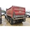 Image 4 : 2005 MACK CV713 DUMP, VIN/SN:1M2AG11C76M029474 - TRI-AXLE, MACK DIESEL ENGINE, MACK T310M 10 SPD TRA