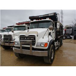 2004 MACK CV713 DUMP, VIN/SN:1M2AG11C24M014040 - TRI-AXLE, MACK AMI-370 ENGINE, MACK T310M 10 SPEED