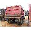 Image 3 : 2005 MACK CV13 DUMP, VIN/SN:1M2AG11C05M016628 - AMI 370 ENGINE, 10 SPEED TRANS, CAMELBACK SUSP, 18,0
