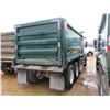 Image 3 : 2002 MACK CV713 DUMP, VIN/SN:1M2AG11C72M002429 - TRI-AXLE, 427 HP MACK E7-427 DIESEL ENGINE, 9LL TRA