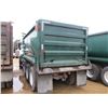 Image 4 : 2002 MACK CV713 DUMP, VIN/SN:1M2AG11C72M002429 - TRI-AXLE, 427 HP MACK E7-427 DIESEL ENGINE, 9LL TRA