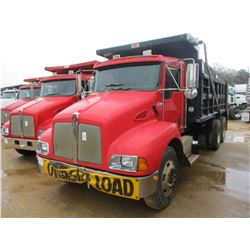 2007 KENWORTH T300 DUMP, VIN/SN:2NKMLD9X17M191715 - T/A, 300 HP CAT C7 DIESEL ENGINE, A/T, 40K REAR,