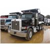 Image 1 : 2007 PETERBILT 378 DUMP, VIN/SN:1NPFLBTXX7N675656 - TRI-AXLE, 475 HP CAT C15 DIESEL ENGINE, 8LL TRAN